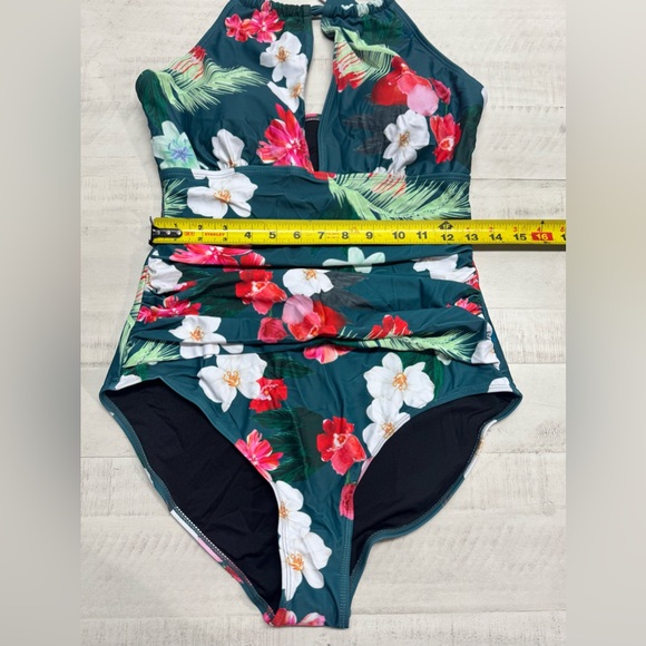 Floral Halter One-Piece Swimsuit - Picture 5 of 11